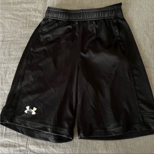 Under Armour Boys shorts